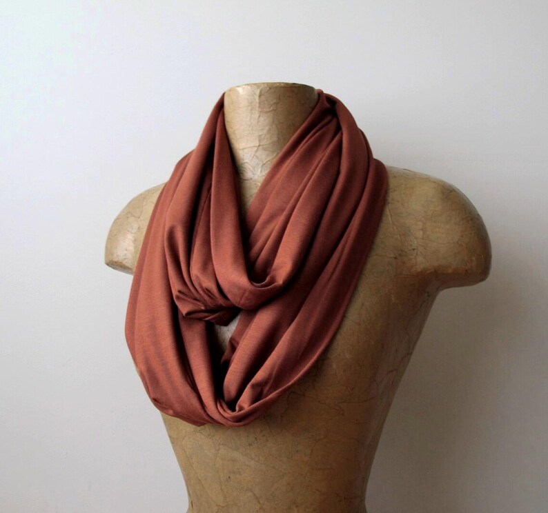 cinnamon circle scarf