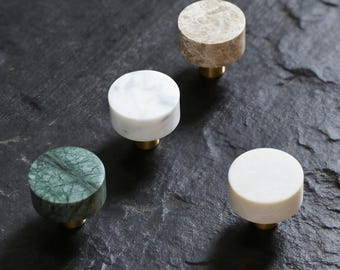 Marmurowa gałka do szafy: Mosiężne gałki do komody, gałki z kamienia naturalnego