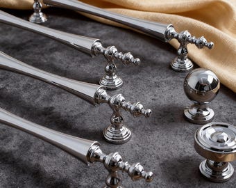 Uchwyty do szafek w kolorze srebrnym: mosiężne uchwyty do szafek, uchwyty do szuflad kuchennych