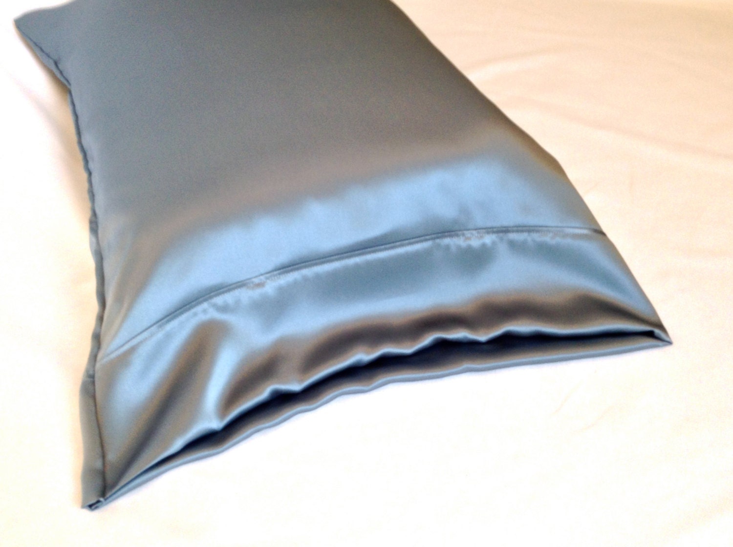 Plum Single Bed Microfibre Pillowcase