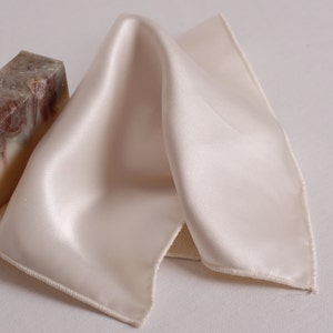 Charmeuse Silk and Raw Silk Noil Washcloth, Non-Dyed,  Anti-Aging, Hypoallergenic and Antimicrobial for Skin Care