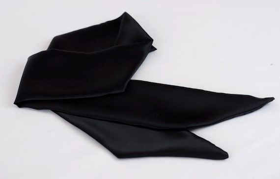 Fascia per capelli nera in pura seta al 100%, misura 44 x 4, seta charmeuse di gelso, moda e benefici per i capelli - Italia