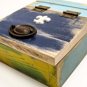 Memory Box, Keepsake Box, Catch All Box, Picture Box, Jewelry Chest, Wooden Box, Vintage Jewelry Box, Treasure Chest, Shabby Chic Box