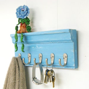 Wall Rack, W/5 Robe Hooks, Shabby Chic Wall Rack, Key Rack, Jewelry Rack, Towel Rack, Hat Rack, Cottage Chic, Robe Rack, Key Hooks,Organizer