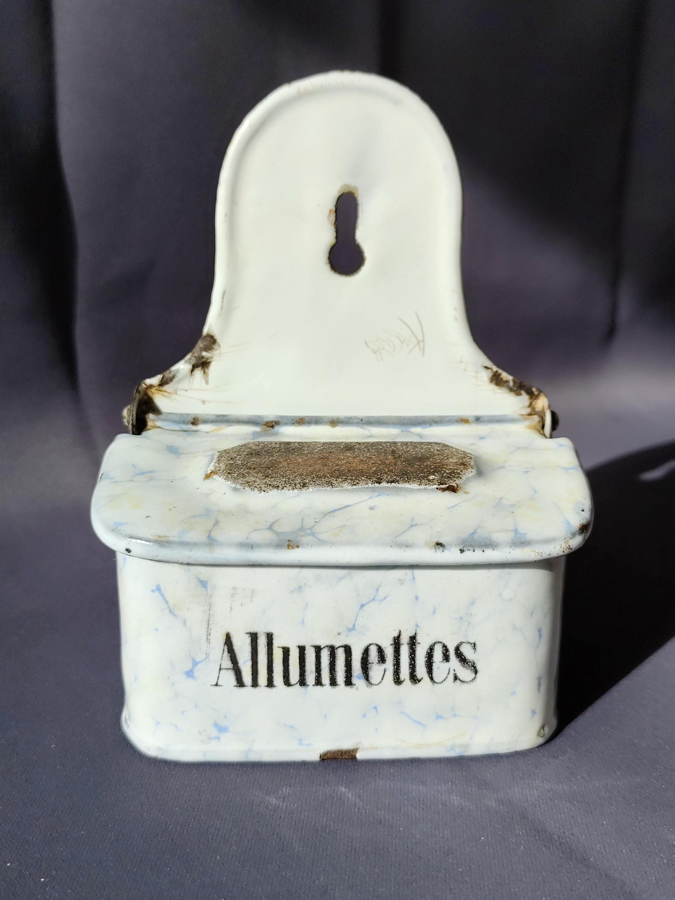 Boîte à Allumettes En Métal émaillé Blanc – Déco Vintage Ancienne