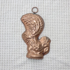 Vintage-Hahnform aus Kupfer – rustikale französische Wanddekoration