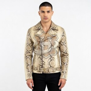 Tan-beige leren bikerjack met python-reliëf voor heren – motorjack met slangenleerpatroon | Aangepast formaat