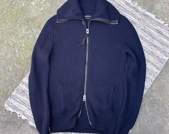 AllSaints Zip Neck Pullover Marineblau Stehkragen Avantgarde Minimalistischer Wollstrickpullover Y2K Avantgarde Luxus
