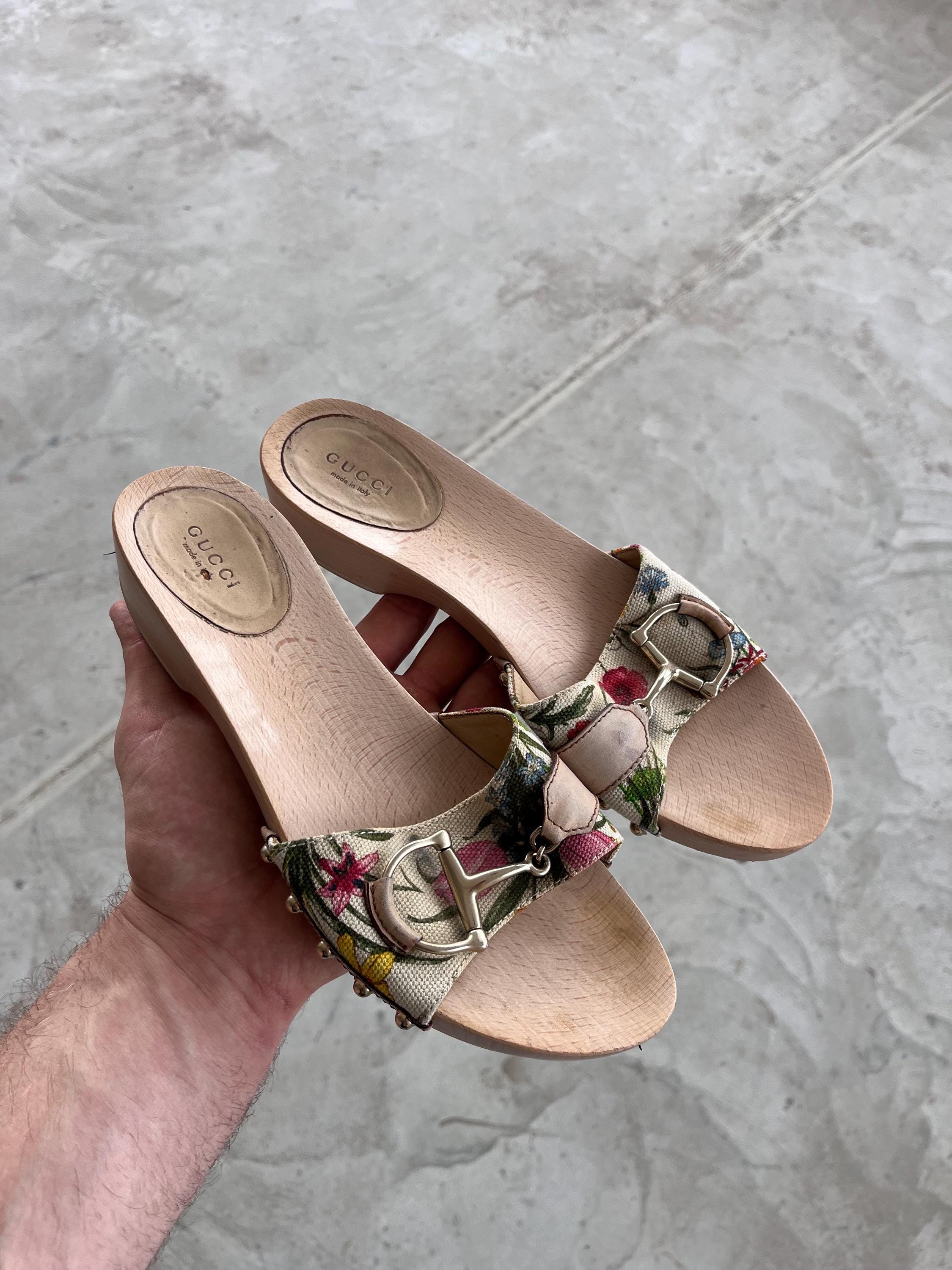 希少GUCCI ゴールド ハイヒールサンダル36.5 【公式通販】