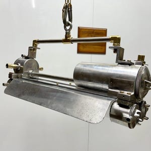 Flammfeste Industrie Dae Yang Twin Tube Light | Aluminium & Messingbeschläge | Vintage koreanische