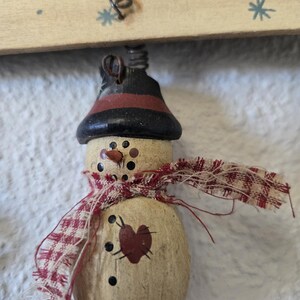 Wood "Let It Snow" Wall Sign w/Three Dangling Snowmen and Scarves 7" Primitive Rustic Winter image 6