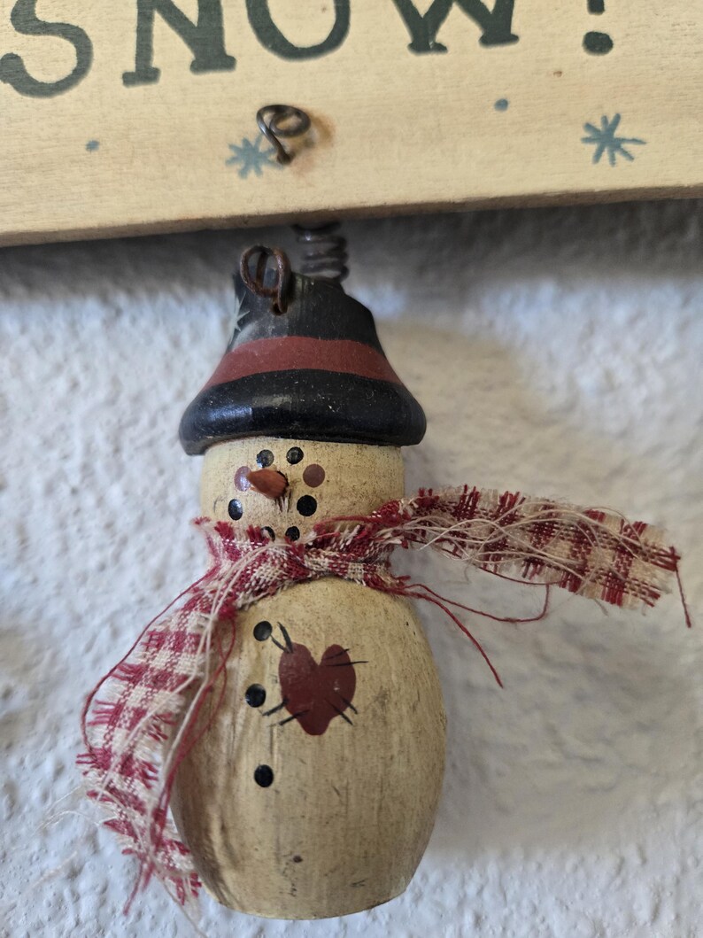 Wood "Let It Snow" Wall Sign w/Three Dangling Snowmen and Scarves 7" Primitive Rustic Winter image 6