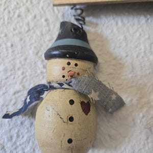 Wood "Let It Snow" Wall Sign w/Three Dangling Snowmen and Scarves 7" Primitive Rustic Winter image 4