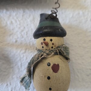 Wood "Let It Snow" Wall Sign w/Three Dangling Snowmen and Scarves 7" Primitive Rustic Winter image 2