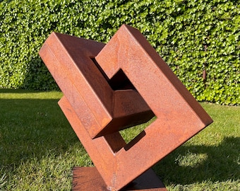 Square Shift – Escultura abstracta de metal para jardín | Arte geométrico moderno en acero | Escultura para exteriores