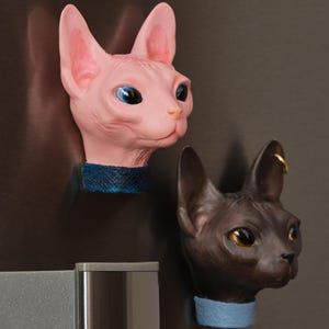 Sphynx Cat Fridge Magnet – Handmade Cat Artwork for Home Decor & Pet Lovers Gift