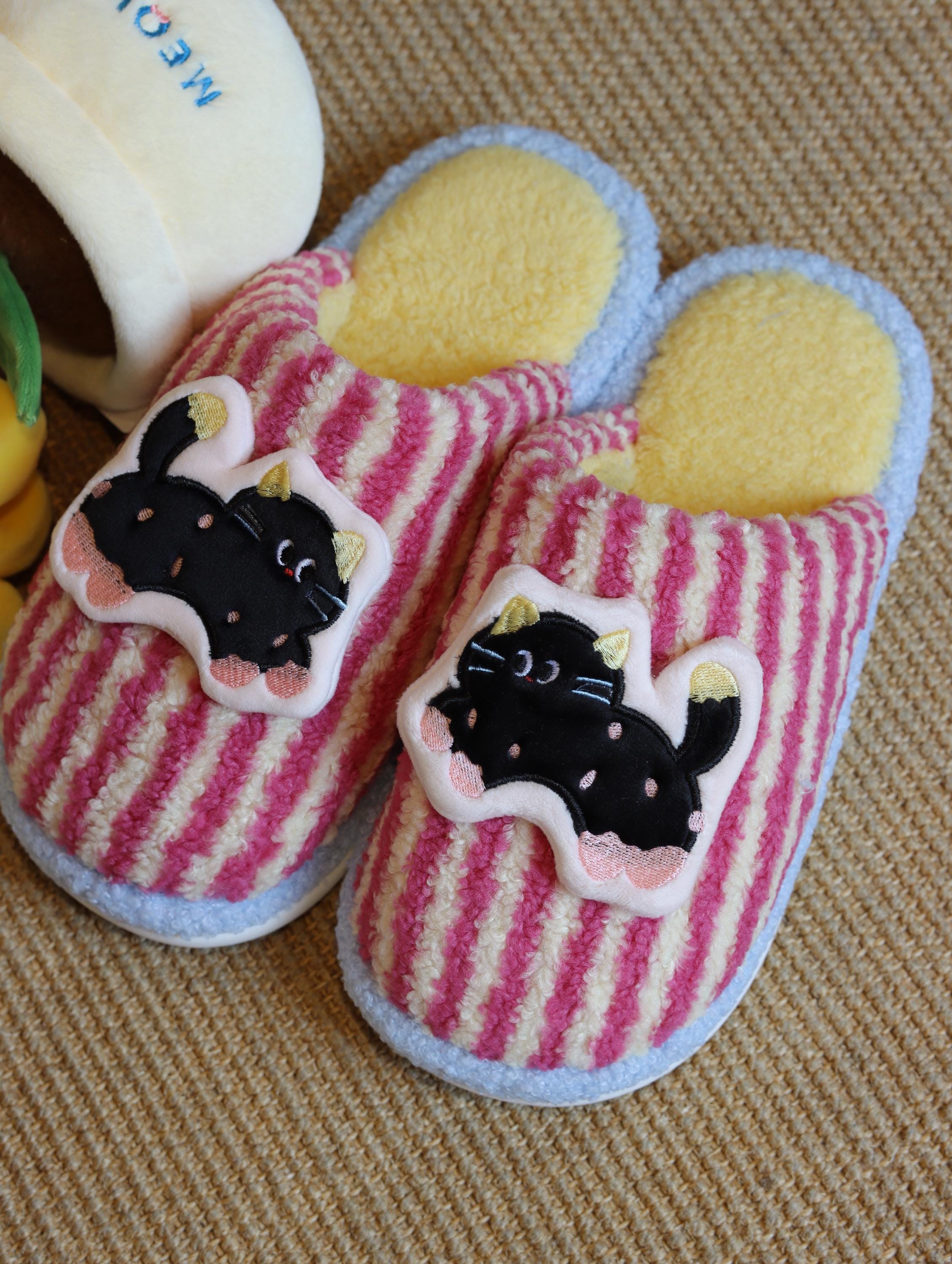 ZNEL Pantofole Animali da Donna Uomo Scarpe per Casa A Forma di Panda Panade in Peluche Fleece Slip-on Ciabatte Invernali da Camera da Letto(44/45 EU