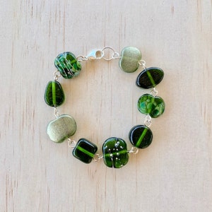 Stunning green recycled glass bead bracelet. Handmade glass beads from a champagne bottle. Recycled, upcycled, repurposed jewellery image 6