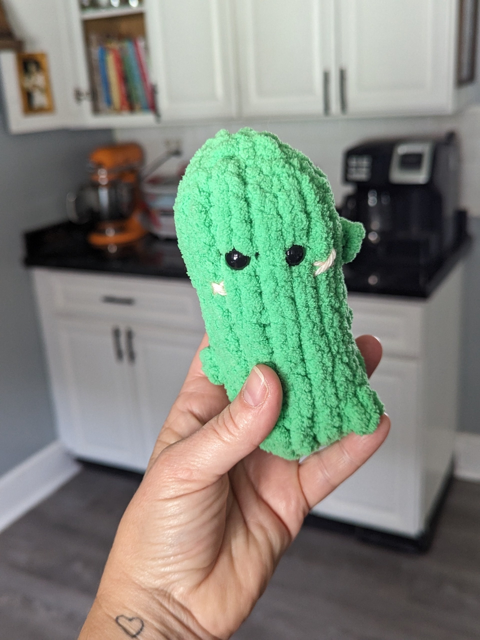 Bulk Sale Crochet Emotional Support Pickles-mental Health Gift for  Family/friends/team-big Dill Pickle-positive Pickle Amigurumi 