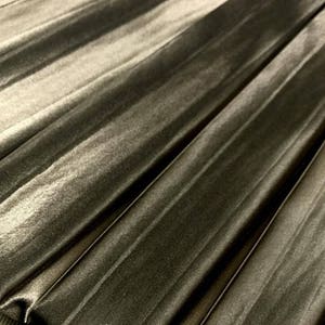 bright ex-big stripe The accordion pleated metal colour brozen white silver wrinkle fabric for dress skirt by yard