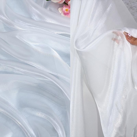 150cm Wide Soft Skin-Friendly Liquid Aqueous Organza Fabric（Sold By 0.5 Yard)