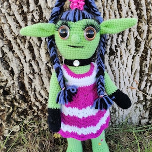Nivohi Syn – Crochet Pattern Figure & Summer Dress (PDF)