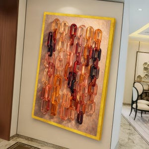 Peut inclure: Tableau abstrait représentant des chaînes de différentes couleurs, allant du rouge à l'orange et au noir. Les chaînes sont disposées sur un fond texturé et encadrées d'une bordure dorée.