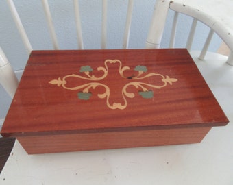 A Beautiful Sanyo Vintage Musical Jewelry Box Large