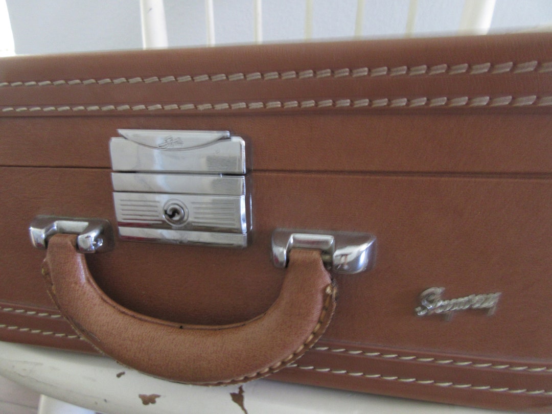 A Sweet Vintage Skyway Luggage Suitcase Small Hard Travel Case Etsy