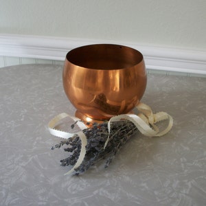 Vintage Mid Century Retro Coppercraft Guild Tounton Mass Copper Table Bowl