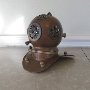 Vintage Miniature Mini Model Replica Scuba Deep Sea Diving Helmet Brass Copper Nautical Ocean Marine Decor 7.5&quot; high