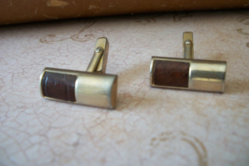 Vintage Mens Cuff Links Mid Century Goldtone Hickok USA