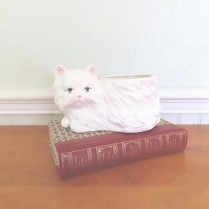 Vintage Fluffy Persian White Lying Down Cat Porcelain Plant  Planter Container Holder