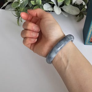 55 mm certifierad Wuji Jadeit Armring av klass A - Genomskinlig Rökgrå & Antracitgrå bild 2