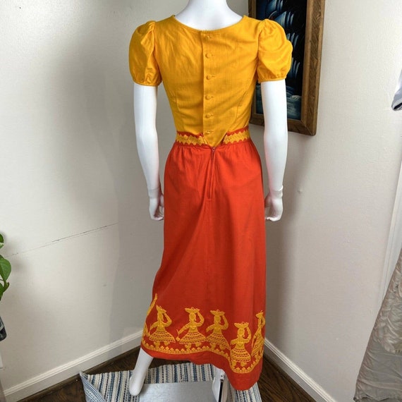 Vintage 70s Lanz Linen Embroidered Folk Skirt Top… - image 7