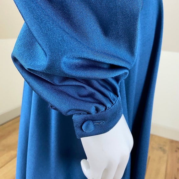 Vintage 70s Cornflower Blue Satin Medium Polyeste… - image 7