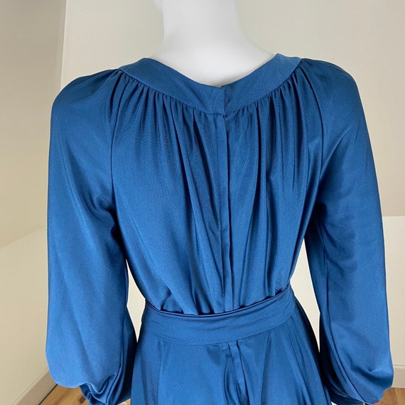 Vintage 70s Cornflower Blue Satin Medium Polyeste… - image 8