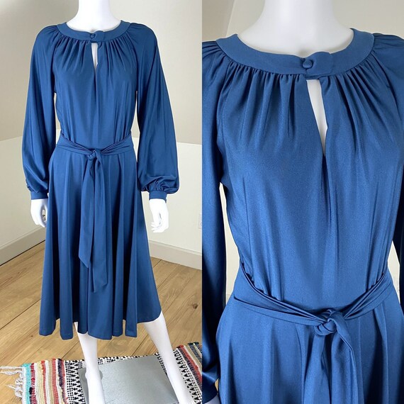 Vintage 70s Cornflower Blue Satin Medium Polyeste… - image 1