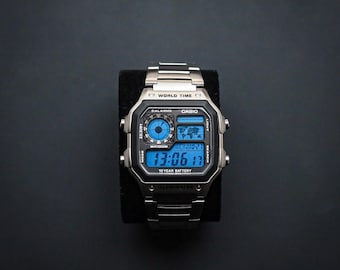 CASIO Royale AE-1200 シルバーウォッチ（ブルーカラーのモディファイ）