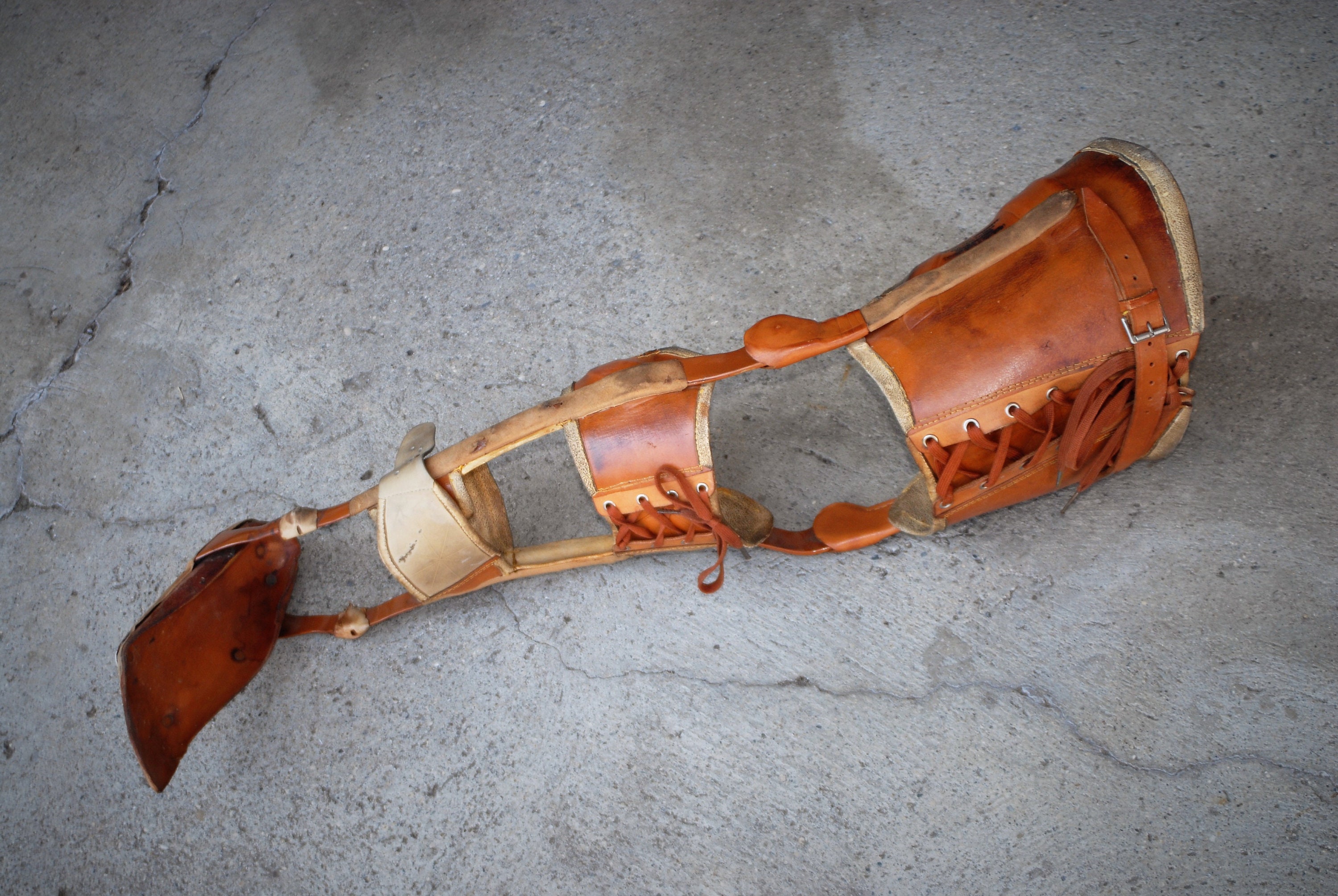 Metal Leg Brace for sale Only 4 left at 70