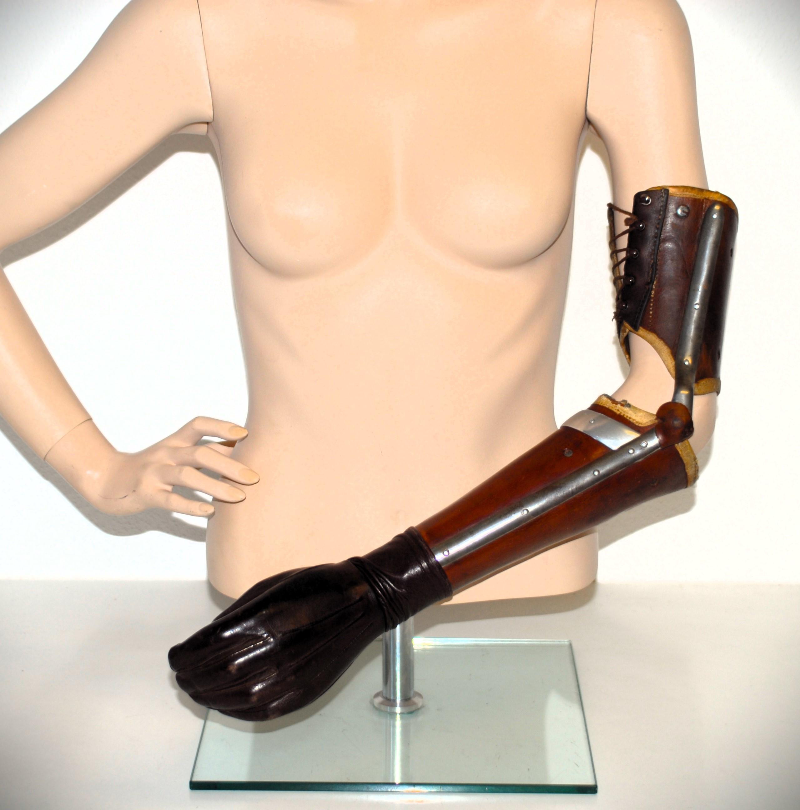 Rare Vintage 1947 German Womens Prosthetic Arm Leather , Felt Hand Leather  Glove Thumb Clamp Function Below Elbow Amputee Steampunk - Etsy