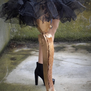 Außergewöhnliche seltene Damen Beinprothetik "Miss Lionheart" pegleg Prothetik Bein Oberknie für Amputierte Beinprothese Holzbein peg Leg