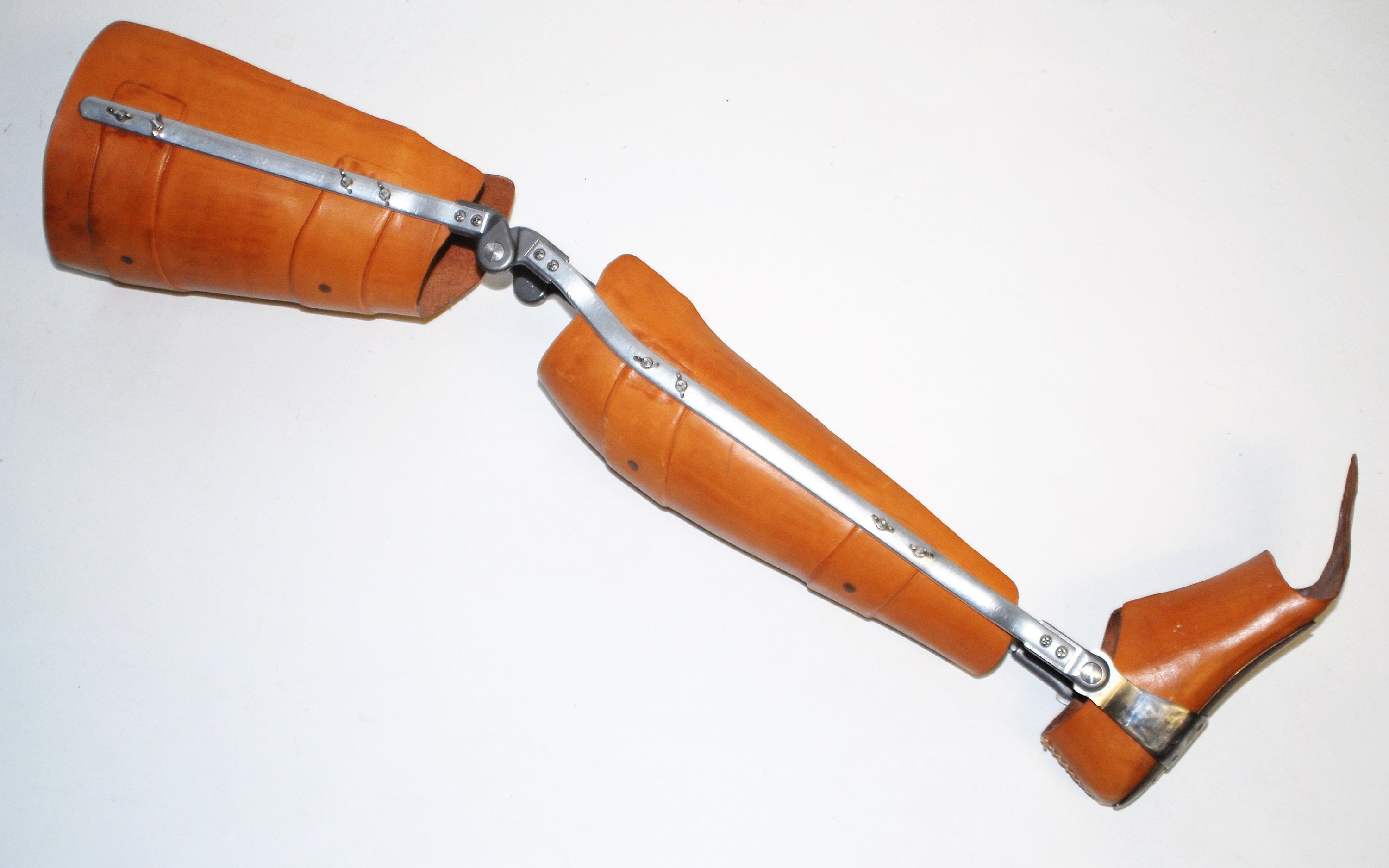 Metal Leg Brace for sale Only 4 left at 70