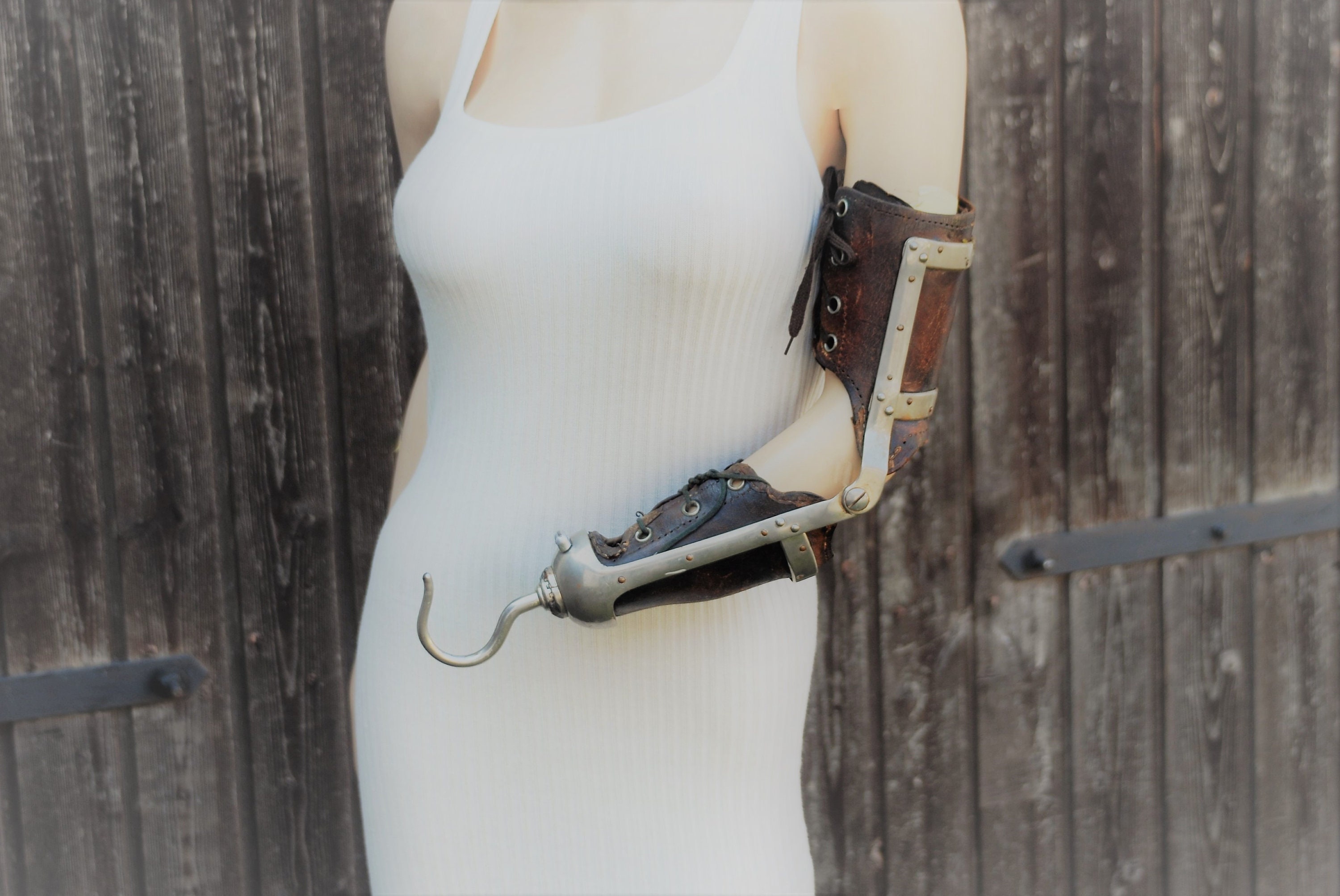 Very Rare Vintage Womens Prosthetic Arm Amputee With Work Hook Attachment  Steampunk -  Canada