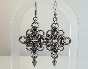 Nodus Chainmail Earrings – Stainless Steel Chainmaille Earrings with Spike, Handmade Gothic Jewelry