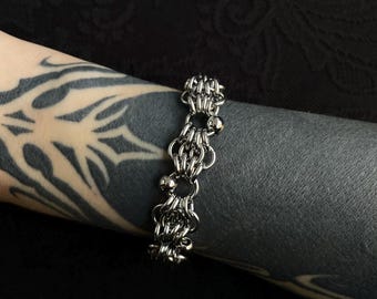 Vesper Chainmail Bracelet – Handwoven Stainless Steel Gothic Jewelry