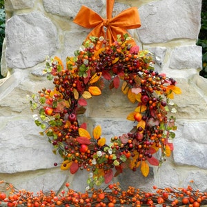 Autumn Berry Wreath - Fall Wreath - Thanksgiving Wreath