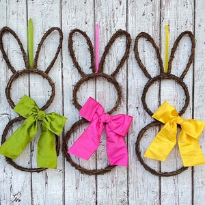 Original Bunny Wreath Spring Wreath Easter Decoration Large or Mini Bunny Wreath image 1