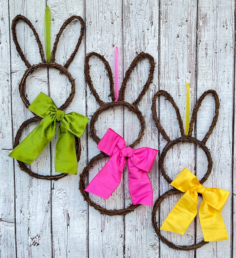 Original Bunny Wreath Spring Wreath Easter Decoration Large or Mini Bunny Wreath image 2