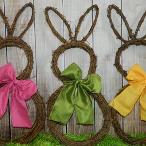 Original Bunny Wreath Spring Wreath Easter Decoration Large or Mini Bunny Wreath image 6